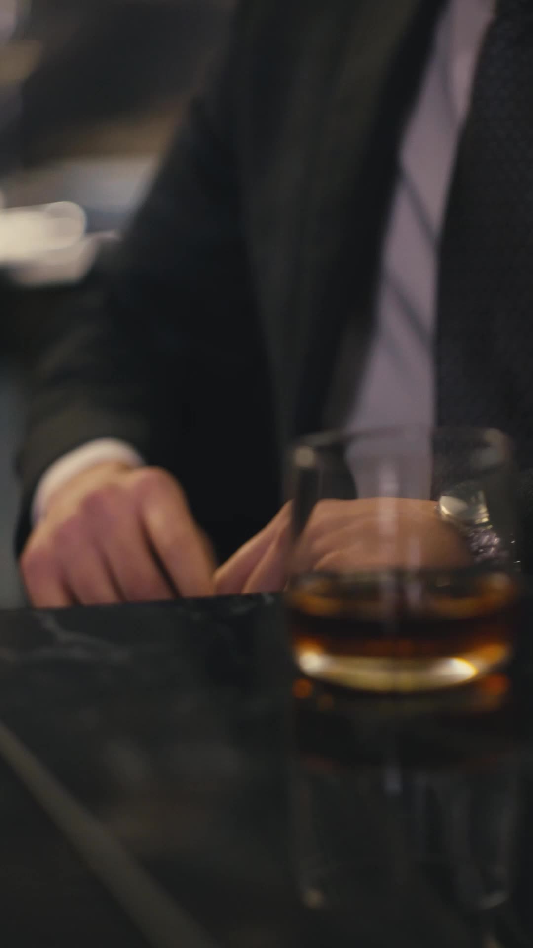 الحلقة 26 - إدمان حبك 